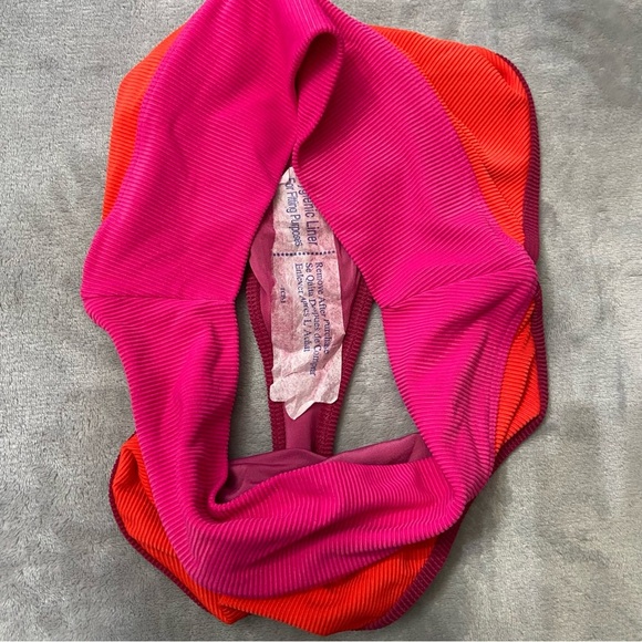 New! Beach Riot Emmy be mine colorblock high waisted bottom 24881 - Picture 7 of 9